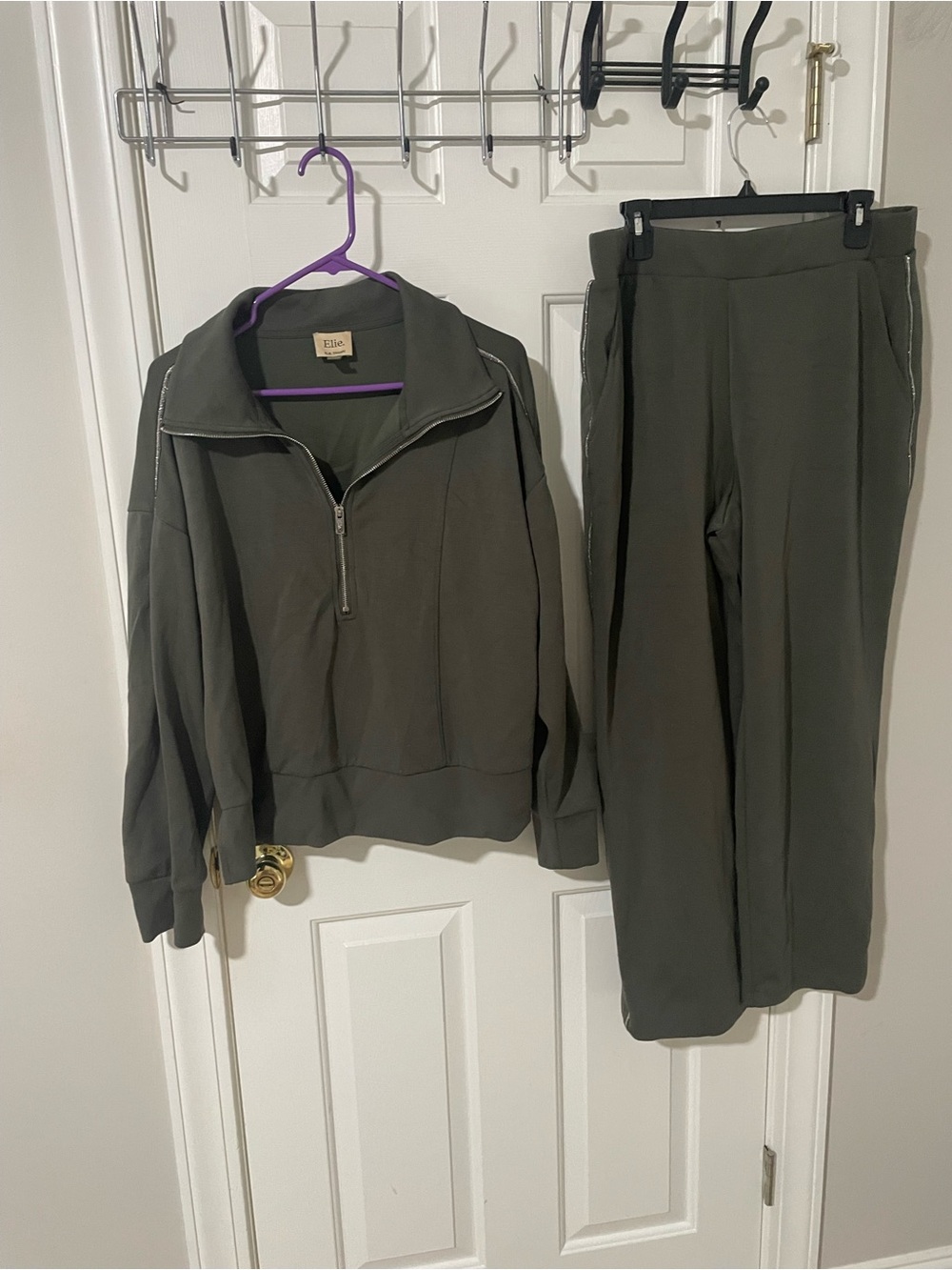 Olive Green Half-Zip Sweatshirt & Wide-Leg loungewear set